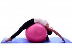 yoga avec gros ballon